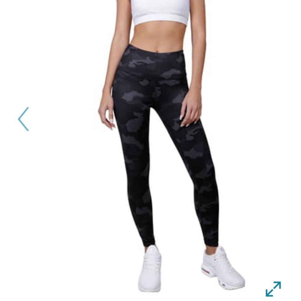 Camo Black High Waisted Ankle Yoga Leggings